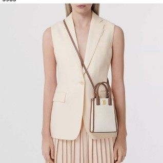 버버리 [BURBERRY] 수입고급 모노그램 마이크로 프란시스 토트 숄더백