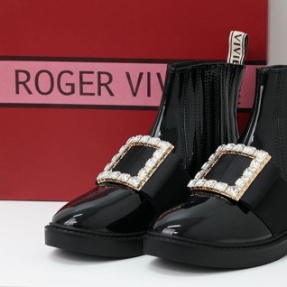 [ROGER VIVIER] 로저비비에 비브 레인저스 스트라스 버클 첼시 부츠