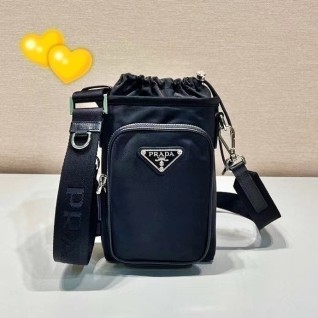 프라다 리나일론 폰크로스백