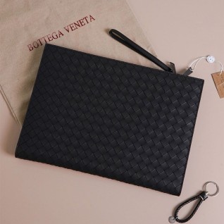 [Bottega Veneta] 보테가베네타 인트레치아토 도큐먼트 클러치 백 무광 카프스킨