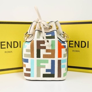 [FENDI] 팬디 FF 몬트레조 버킷백