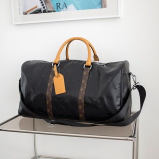 루이비통 [Louis Vuitton] 수입고급 키폴 반둘리에 트래블백