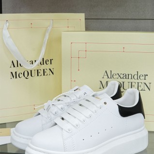 [Alexander McQUEEN] 알렉산더맥퀸 오버솔 스니커즈 화이트 블랙탭
