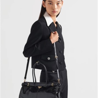 프라다 [PRADA] 수입프리미엄급 라지 가죽 핸드백 신상 입고💢