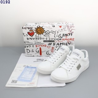 돌체앤가바나 플레이트 스니커즈