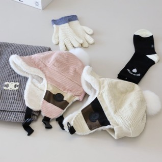 몽클레어 [ Mc.몽 ] 코튼 코듀로이 털 안감 귀달이 모자